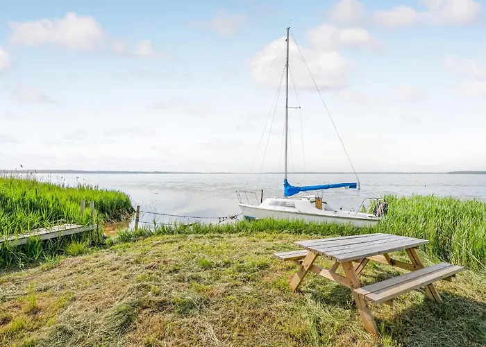 Semesterbostad Beautiful In With Kitchen